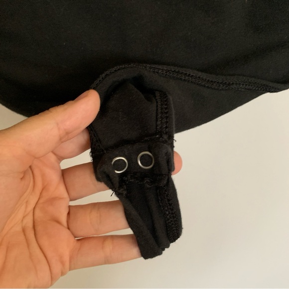 AMERICAN EAGLE BLACK  ROLLING STONES BODYSUIT - Picture 9 of 9